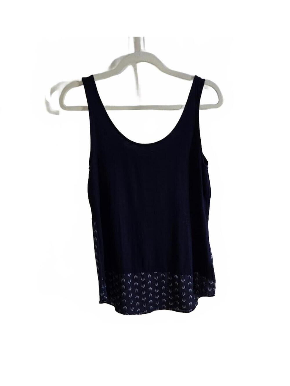 Maurices Navy Blue Sleeveless Tank Top with Patterned Hem